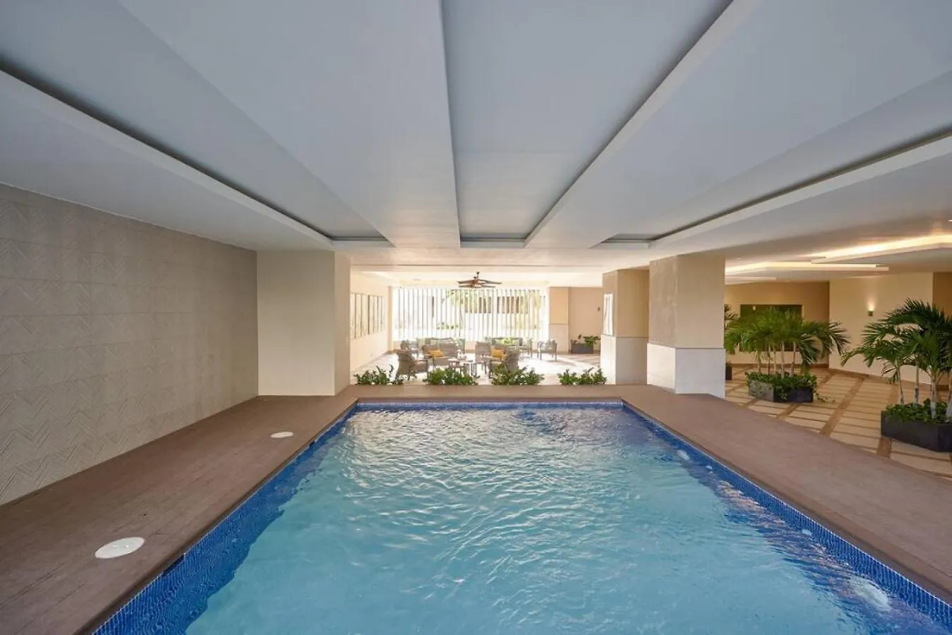 Charming City Center Condo, Full Ac, Pool, Gym Santo Domingo Apartment