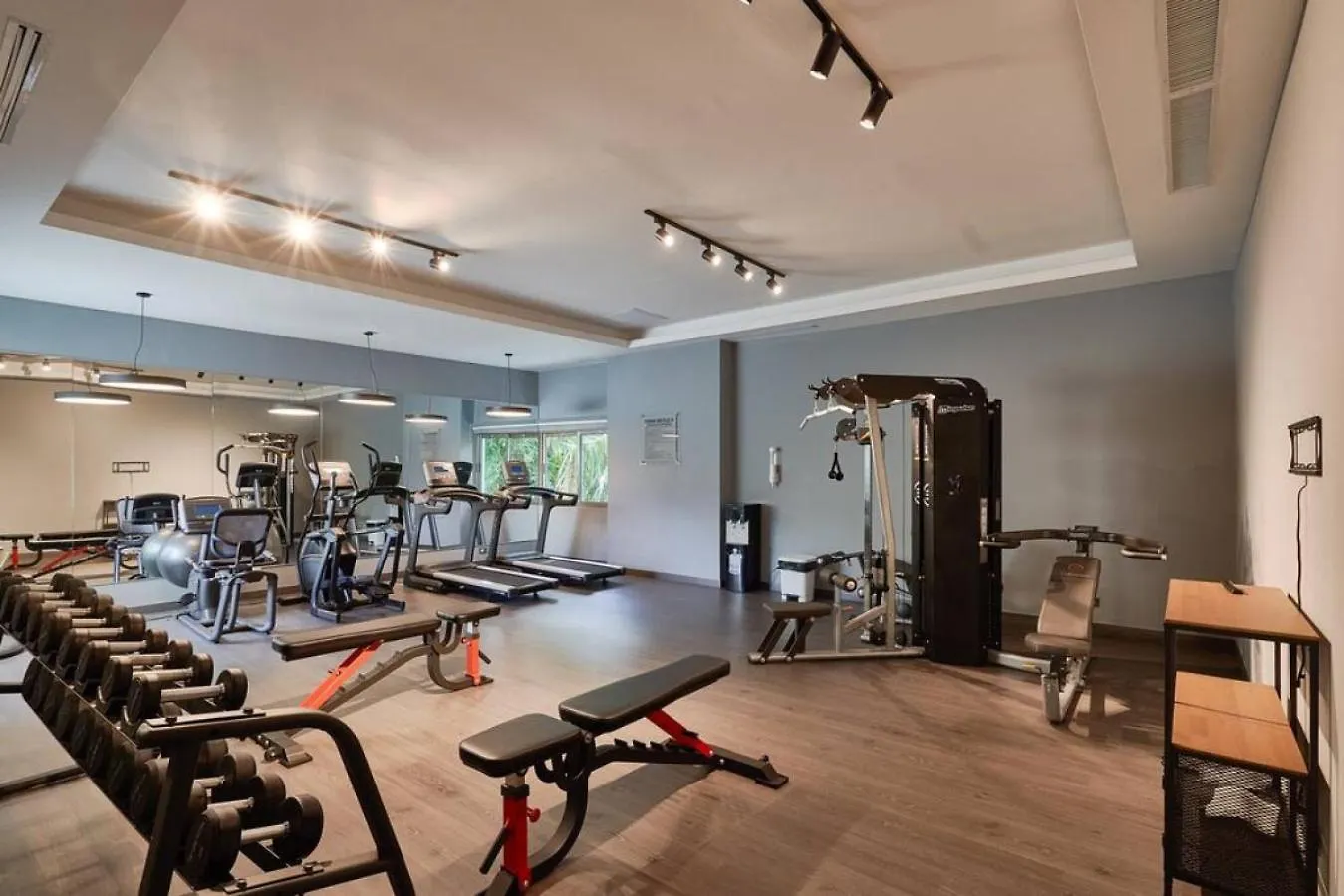 Charming City Center Condo, Full Ac, Pool, Gym Santo Domingo
