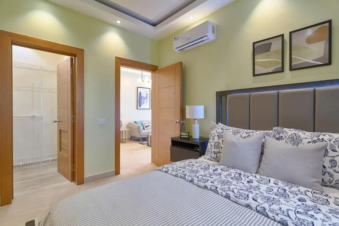 Charming City Center Condo, Full Ac, Pool, Gym Santo Domingo