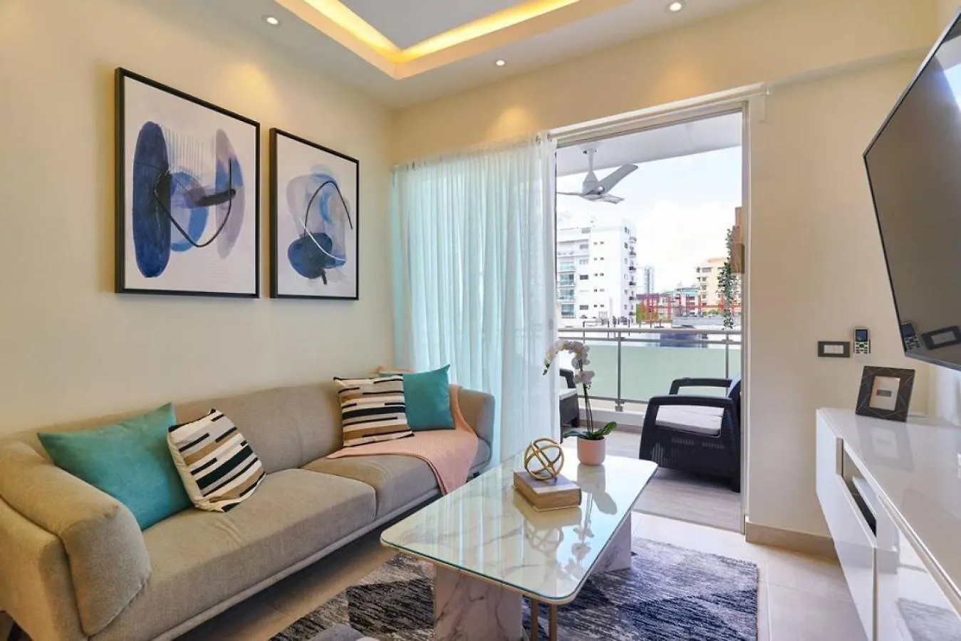 Apartment Charming City Center Condo, Full Ac, Pool, Gym Santo Domingo Dominican Republic